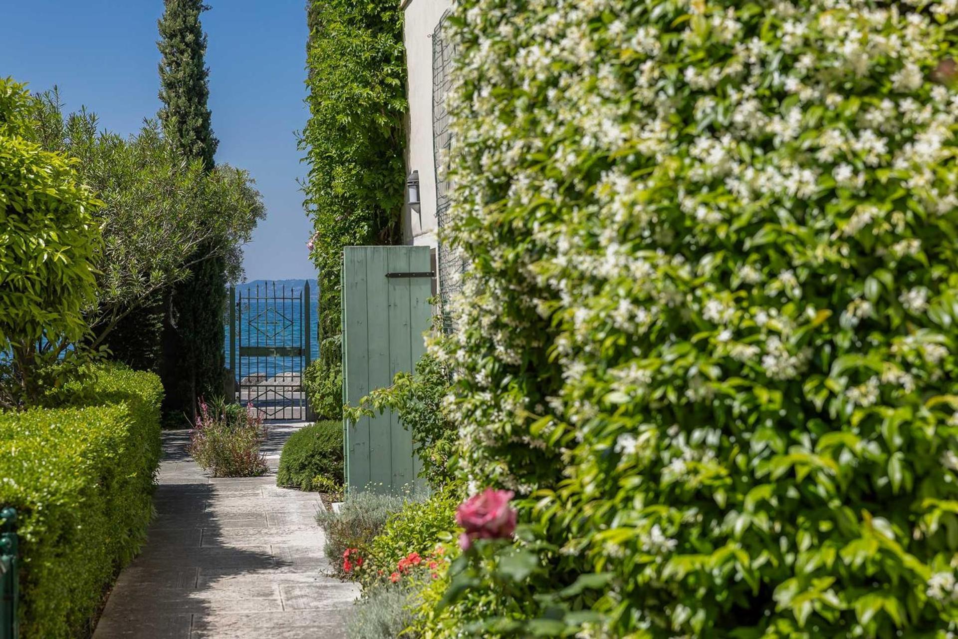 Villa Cisano Residenza D'Epoca バルドリーノ エクステリア 写真