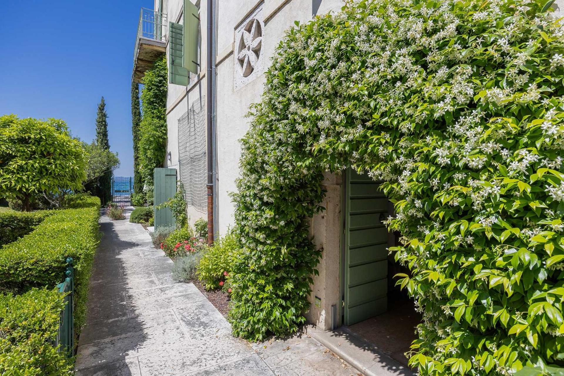 Villa Cisano Residenza D'Epoca バルドリーノ エクステリア 写真