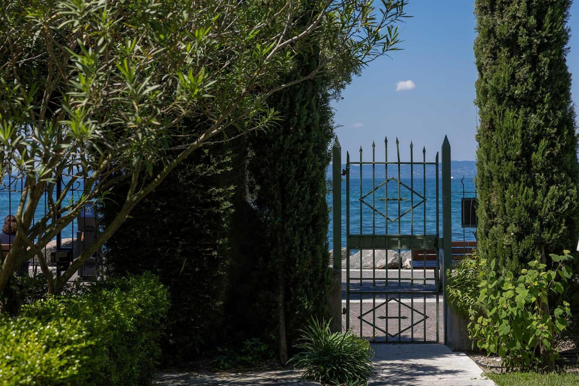 Villa Cisano Residenza D'Epoca バルドリーノ エクステリア 写真